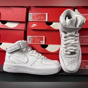 New Nike Air Force 1 Mid GS Triple White